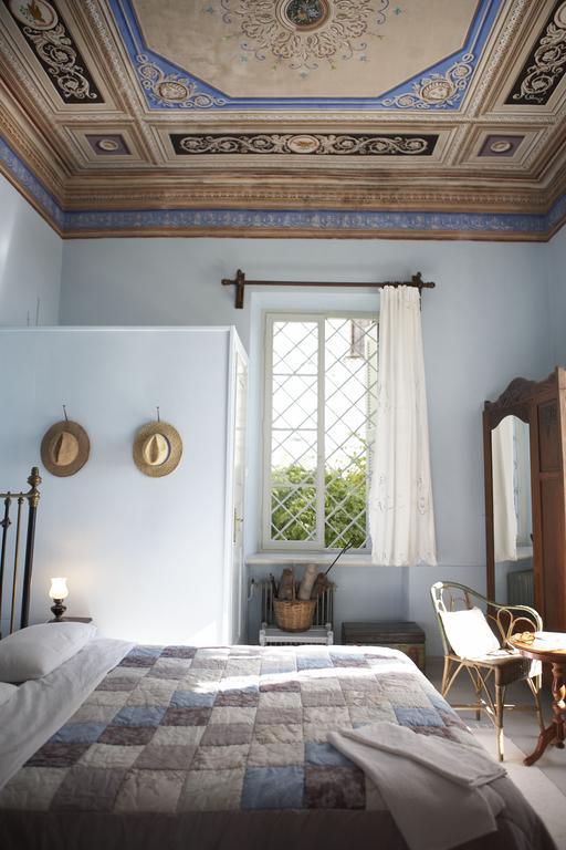 Archontiko Stathopoulou Hotel Agios Georgios Nileias Ruang foto